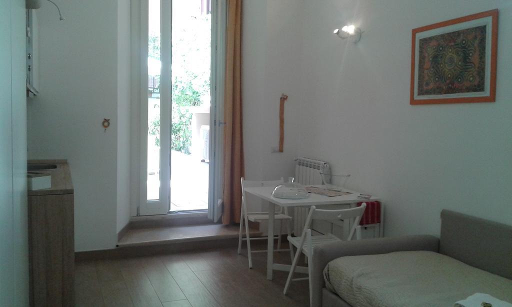 La Casetta Di Ely Rome Exterior photo